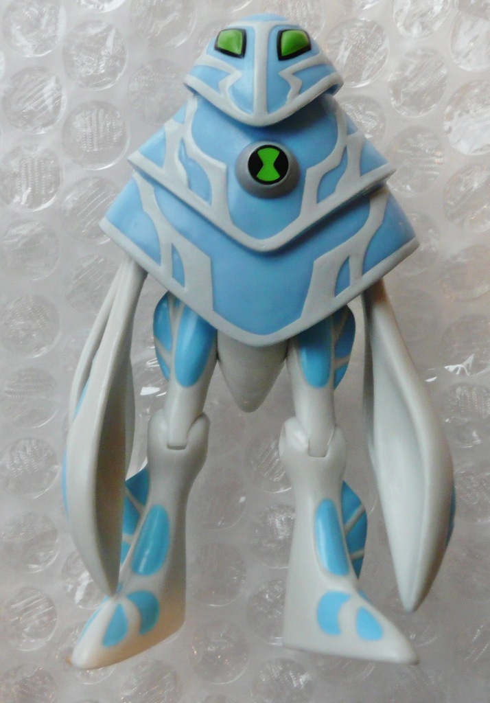 BANDAI BEN 10 ULTIMATE ALIEN FIGURKA AMFIBIAN + pi