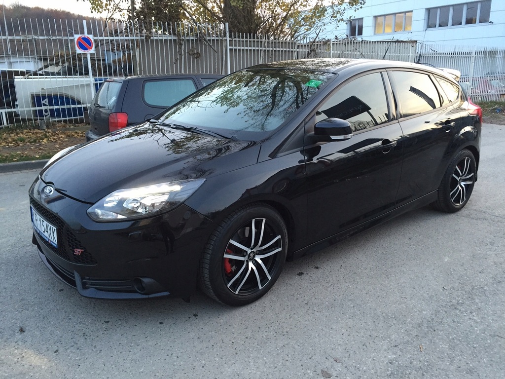 Fondmetal Tech 6 + Uniroyal RainSport 3 17"