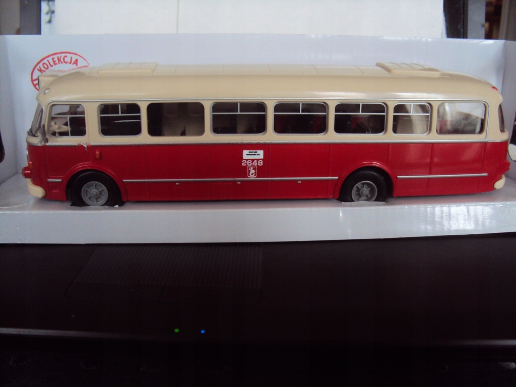 autobus jelcz mex z Warszawy linia J skala 1/43