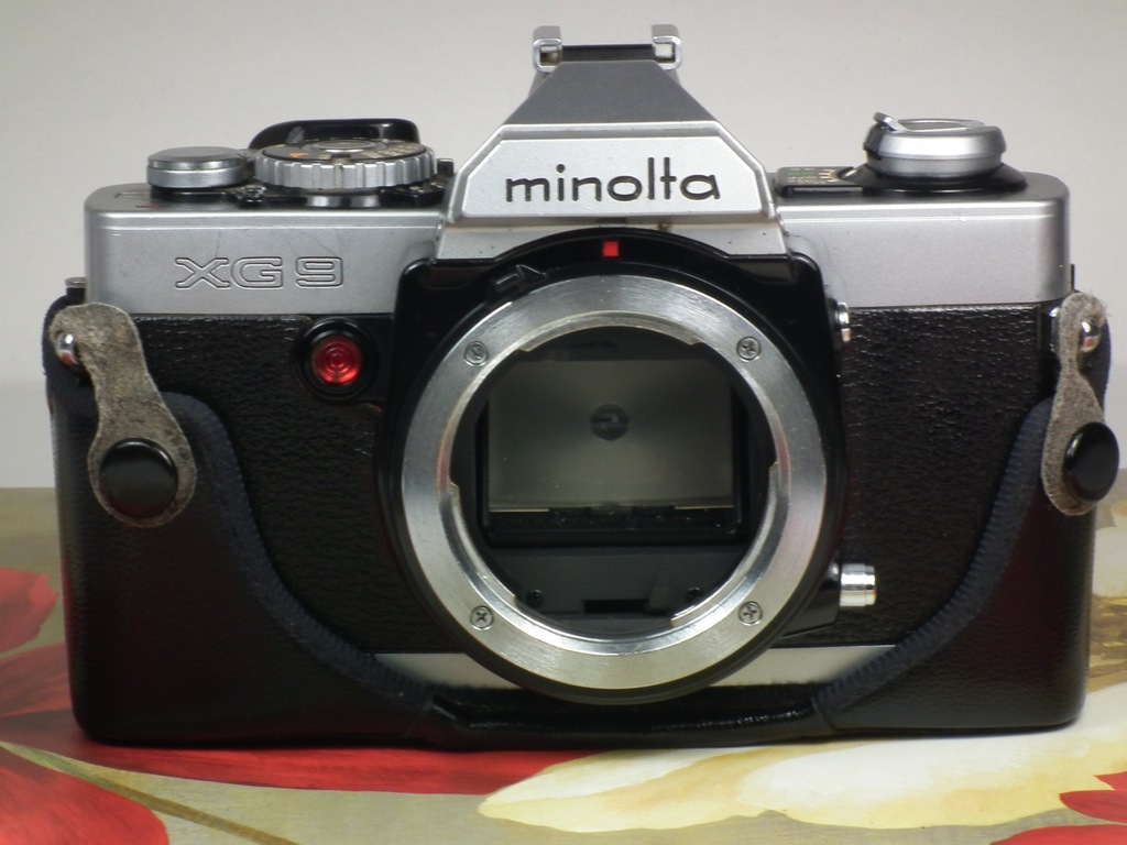 MINOLTA XG9