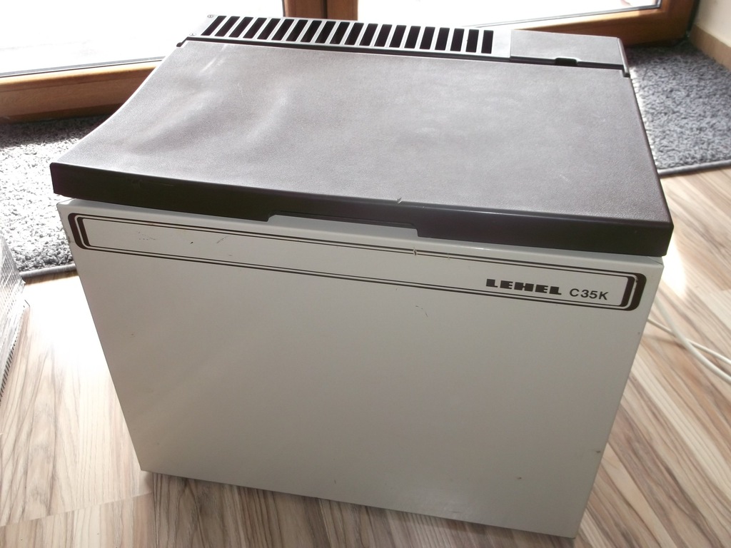 Lodówka turystyczna na gaz 230V 12V LEHEL 35 litr