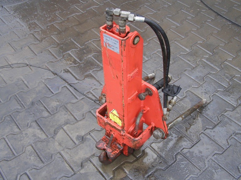 ZACZEP HAK HYDRAULICZNY TYŁ MANITOU 627 ROK 2011