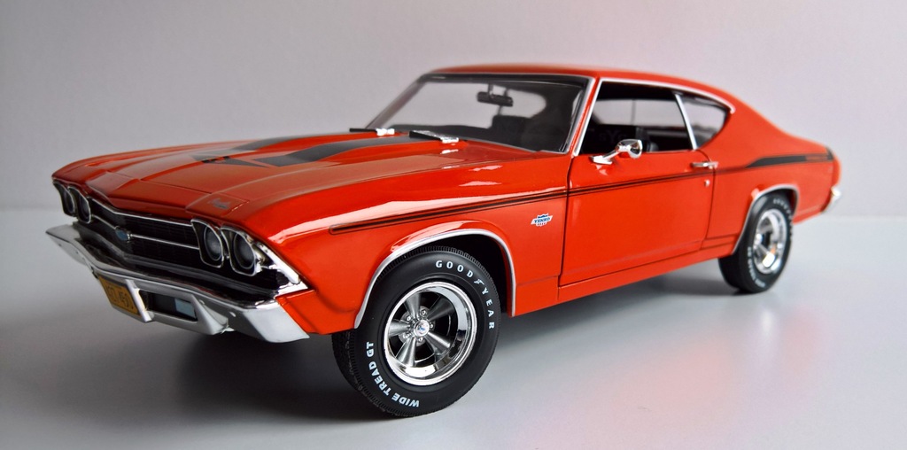 CHEVROLET CHEVELLE 1969 YENKO AUTO WORLD 1:18 ERTL