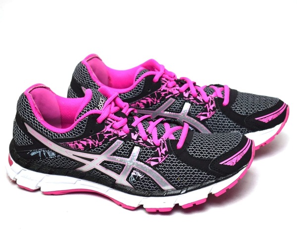 ASICS BUTY SPORTOWE damskie 42 ASICS BUTY SPORTOWE damskie 42