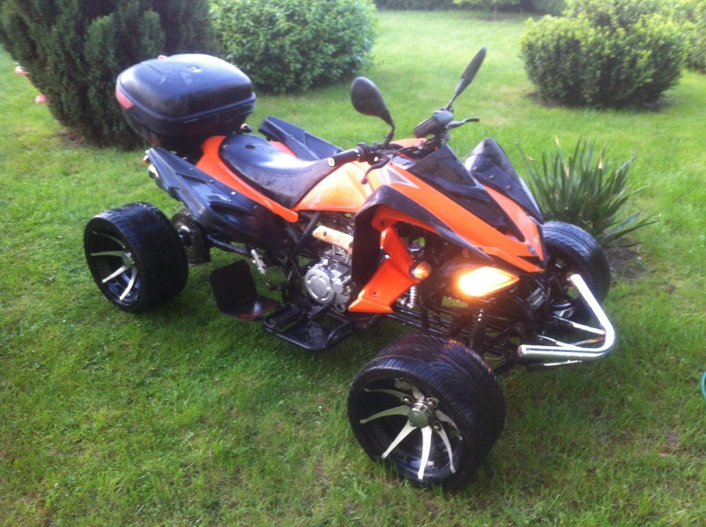 Quad uliczny