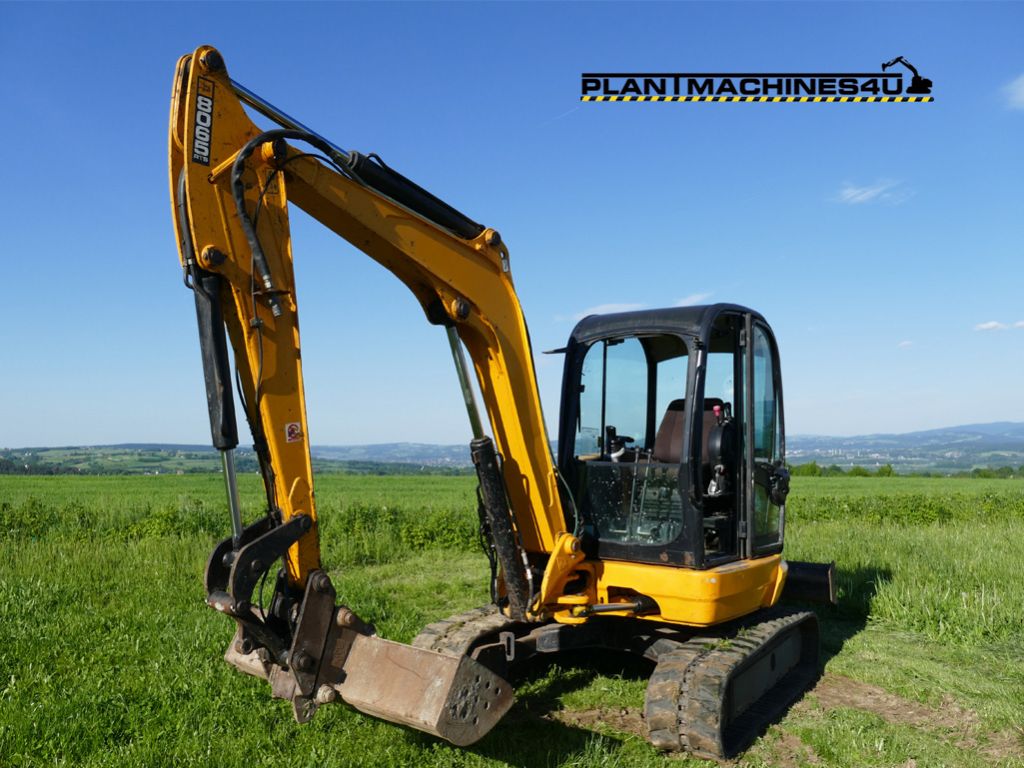 KOPARKA JCB 8065