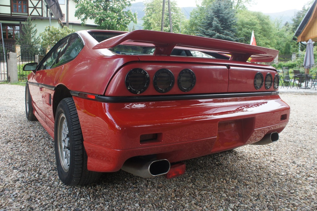 PONTIAC FIERO GT COUPE KLASYK