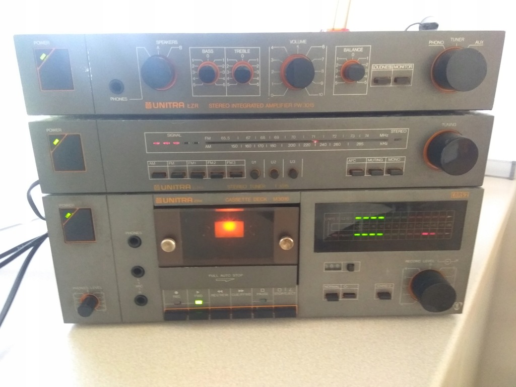 Wieża UNITRA ŁZR wzmacniacz PW3016 +T3015 +M3016