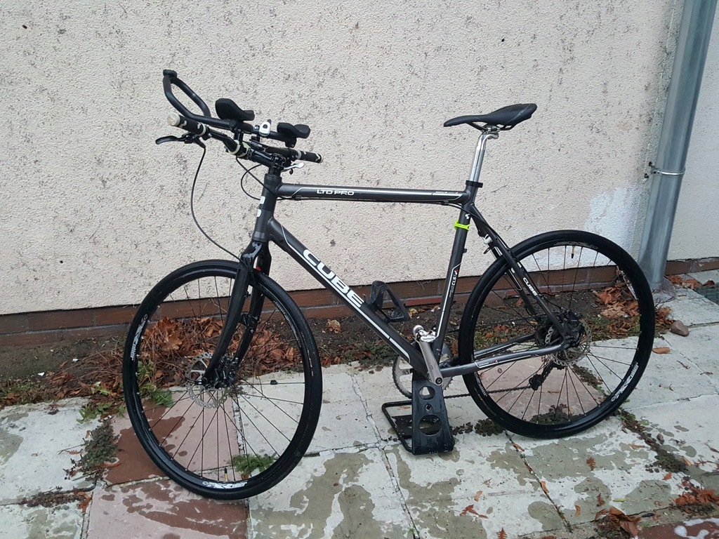 Rower Cube Ltd Pro 62cm + dużo sprzetu