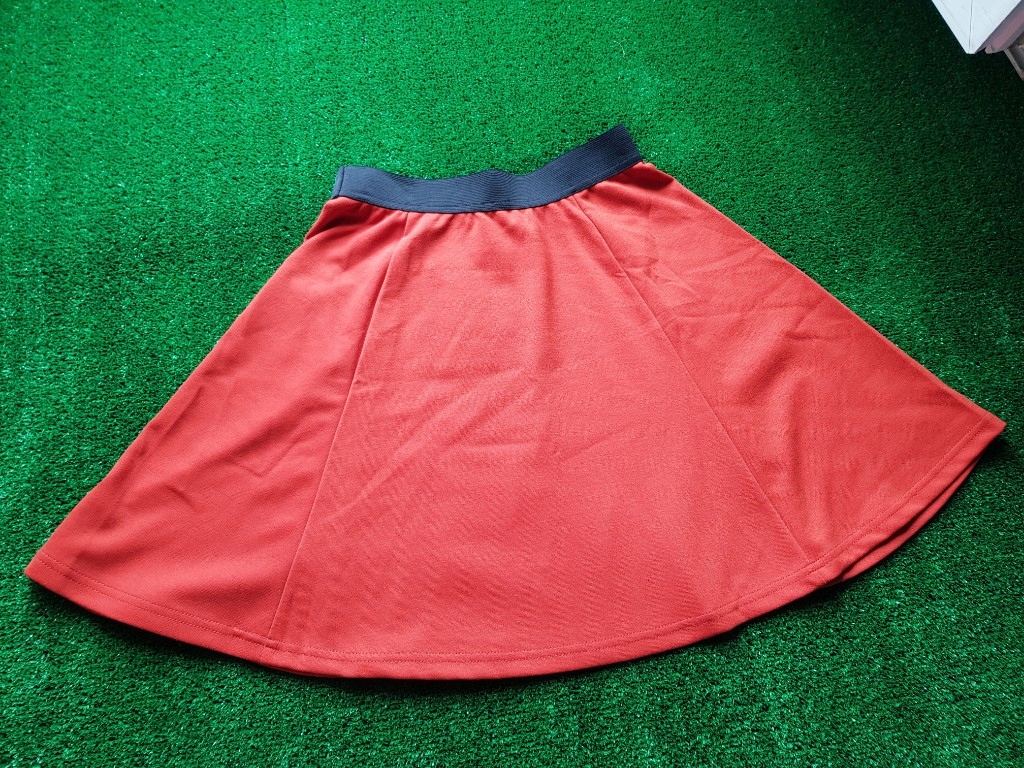 Nowa spódnica spódniczka rozmiar 152