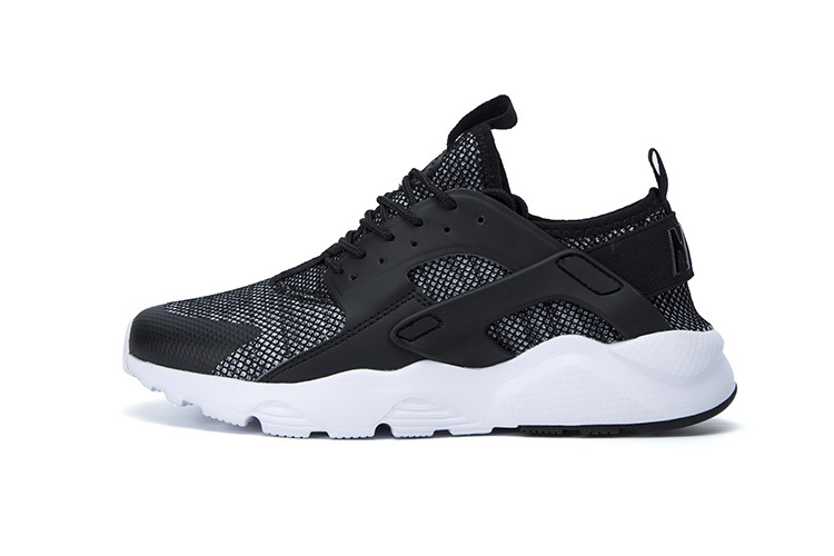 nike air huarache oreo