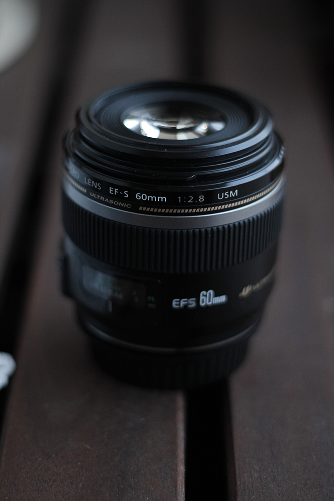 Obiektyw Canon EF-S 60mm f/2.8 Macro USM - zadbany