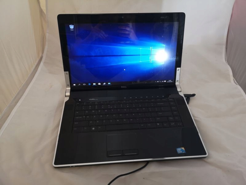 LAPTOP DELL XPS PP35L 15 (I5/4GB/1TB)