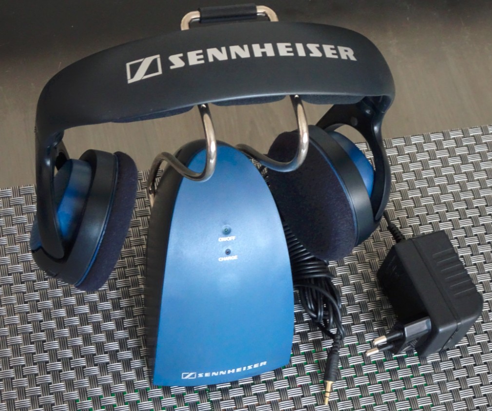 Słuchawki bezprzewodowe - Sennheiser HDR-117