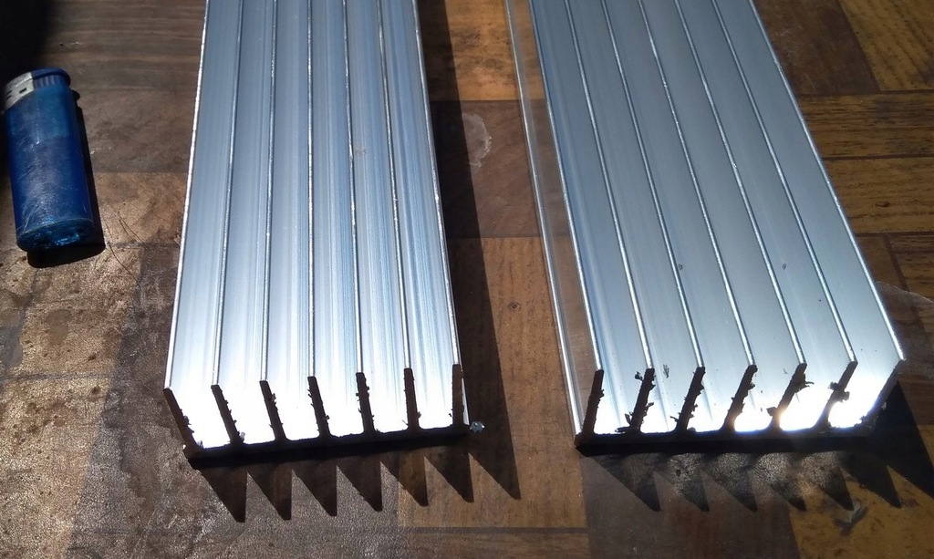 Radiator profil aluminiowy 78x35cm A5723 1m