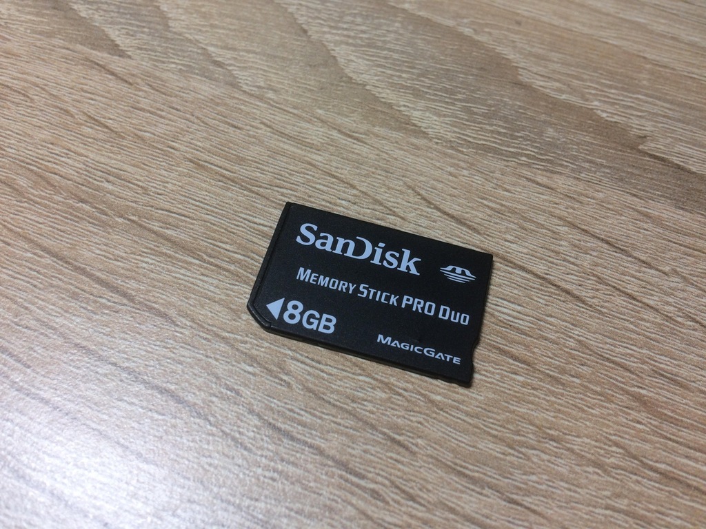 Nowy SANDISK Memory Stick PRO DUO 8GB - Wawa