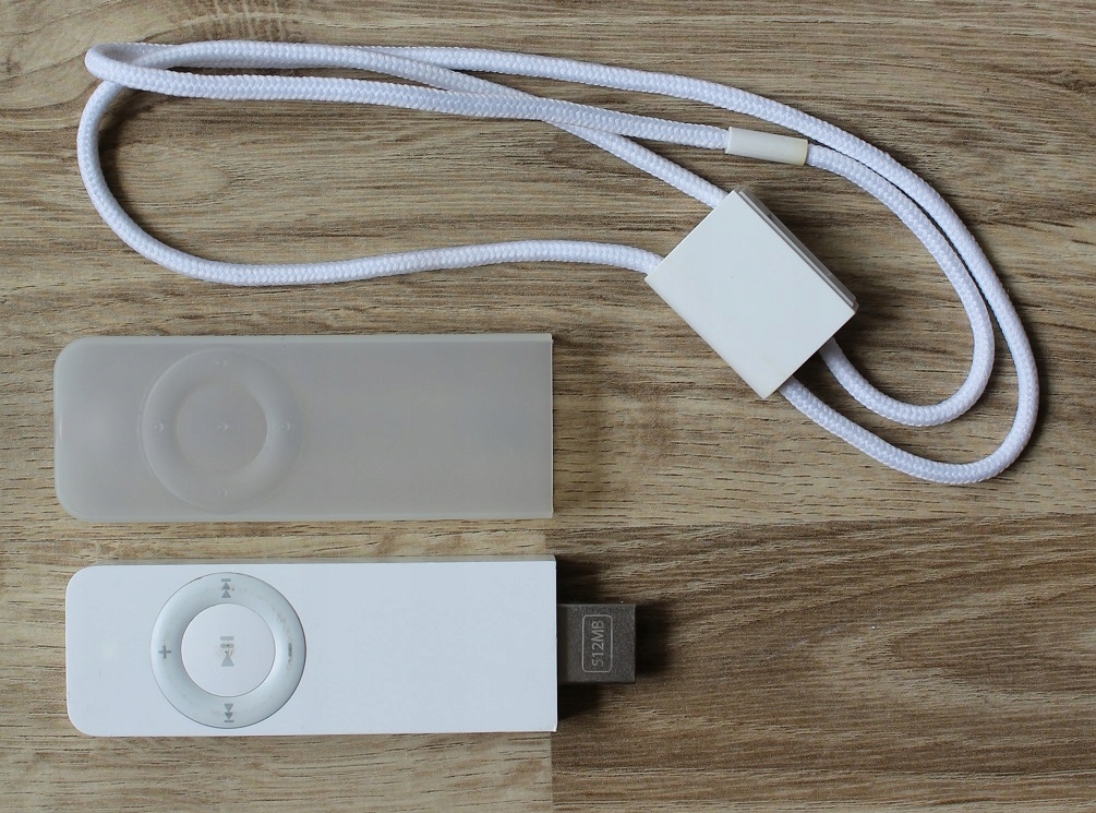 Apple iPod Shuffle 1 A1112, 512 MB, KLASYK BCM