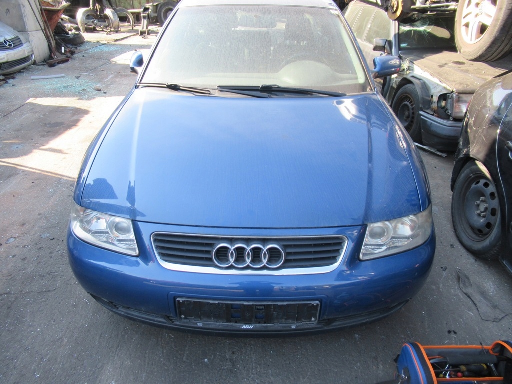 Maska zderzak błotnik klapa Audi A3 8L lift LZ5W