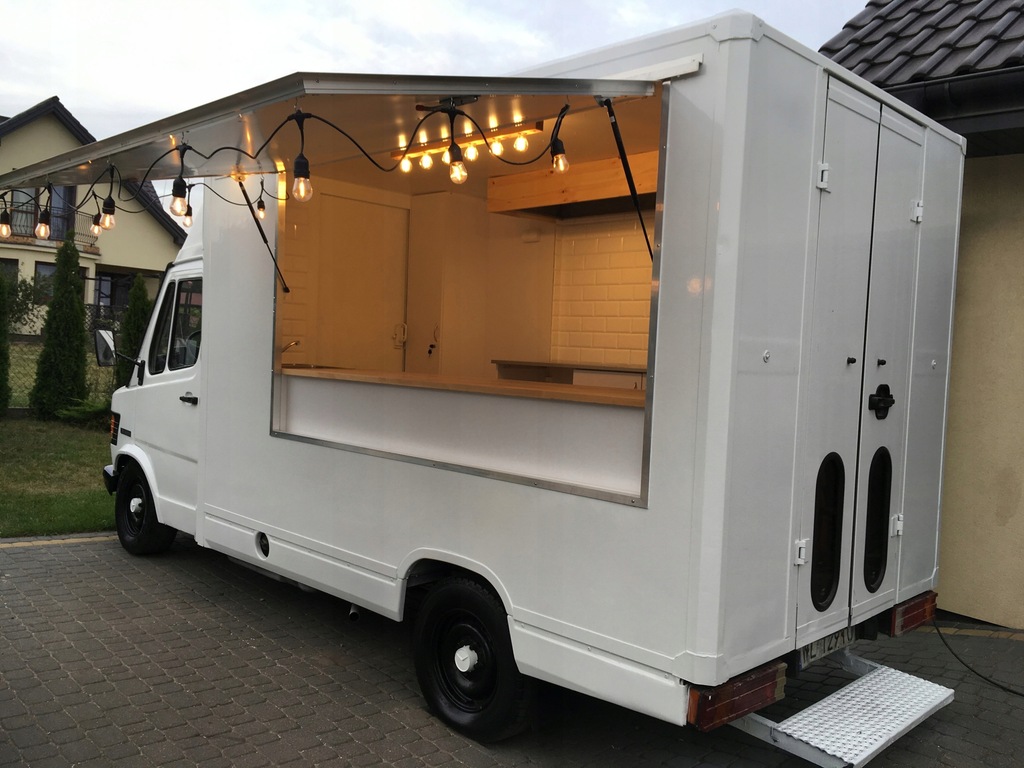 Samochód gastronomiczny foodtruck Food Truck
