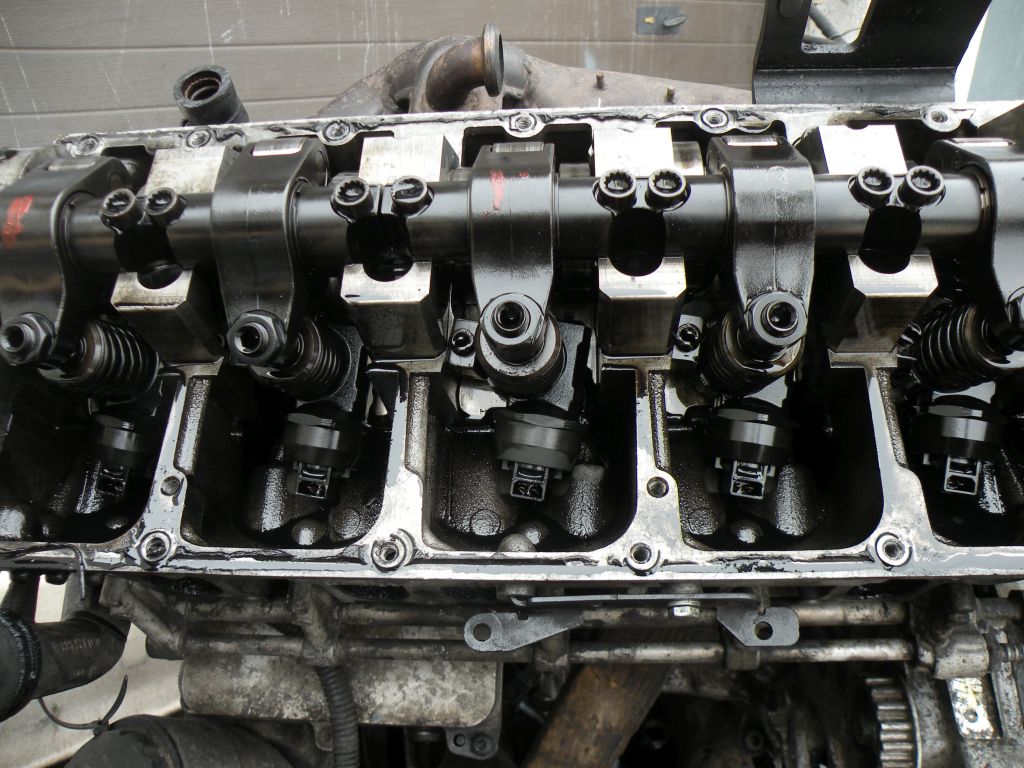 VW T5 2.5 TDI AXD 130KM WTRYSKIWACZE POMPOWTRYSKI