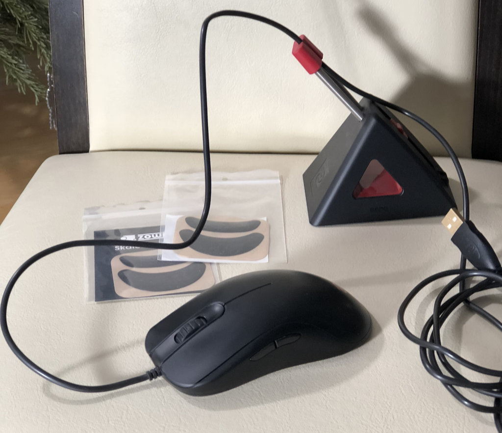 Mysz ZOWIE FK1 (Benq), bungee CAMADE, podkładki