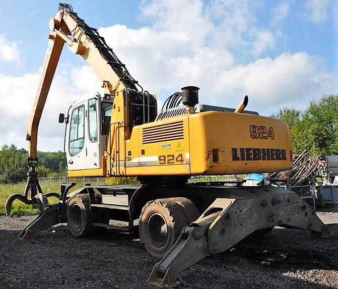 Koparka przeładunkowa Liebherr A 924 C-HD