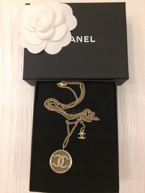 CUDOWNY NASZYJNIK CHANEL LOGO ORYGINAŁ NA PREZENT