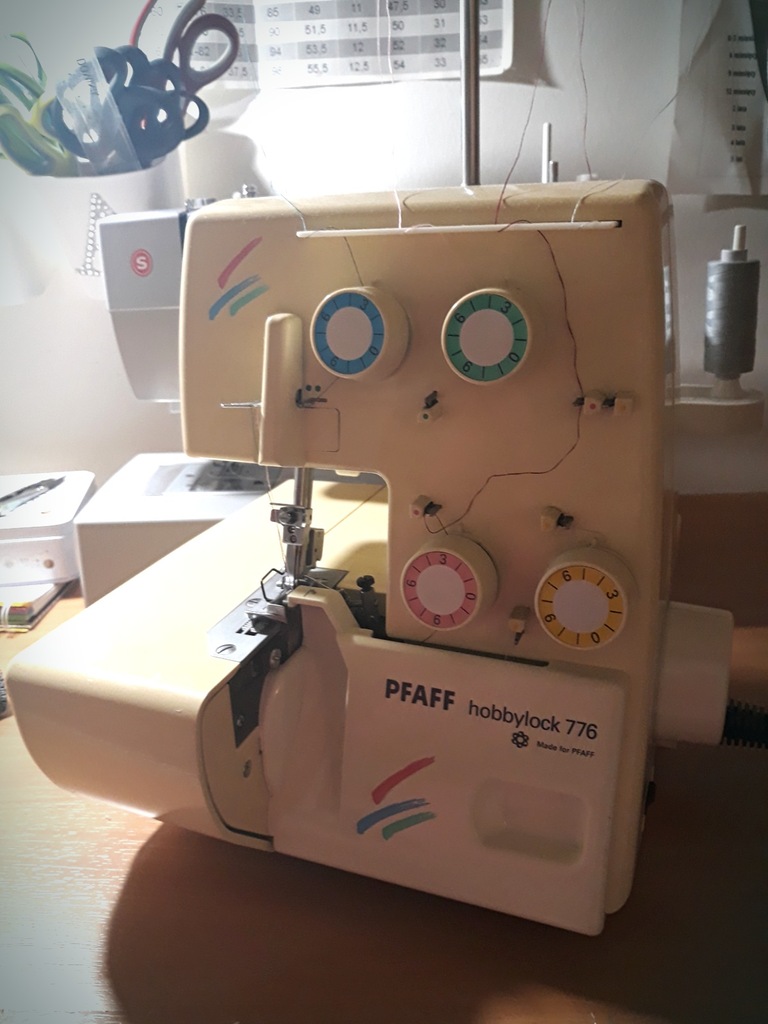 Overlock PFAFF hobbylock 776
