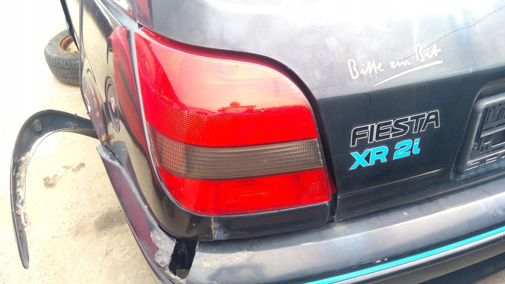 Ford Fiesta Xr2i mk3 lampa tył lewa i prawa