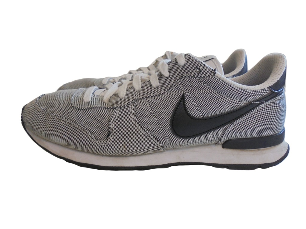 Nike internationalist clearance 44