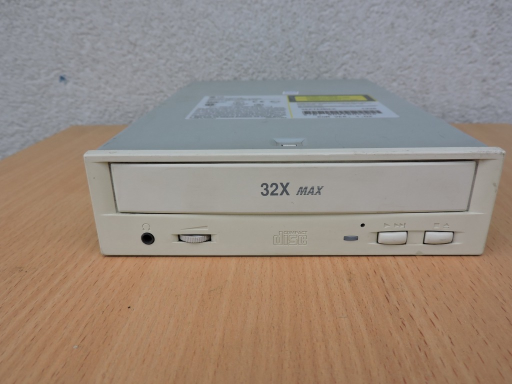 NAPĘD CD 32x LG CRD-8322B