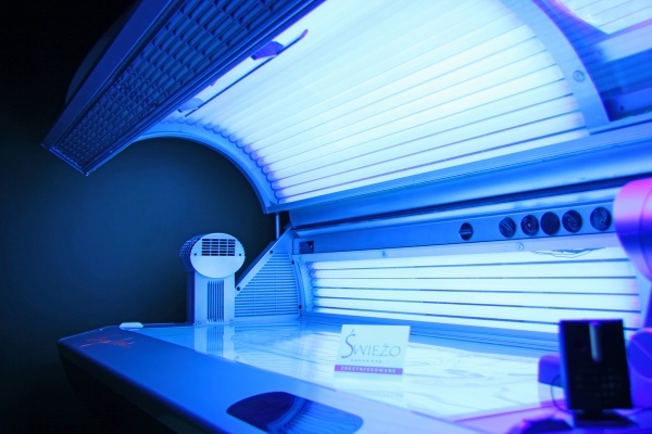Łóżko solaryjne SOLARIUM ERGOLINE na 50 lamp