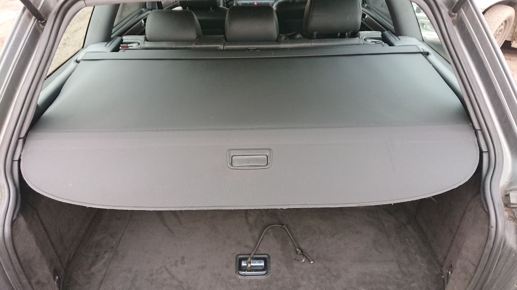 AUDI A6 C5 ROLETA BAGAŻNIKA POZIOMA 97-04