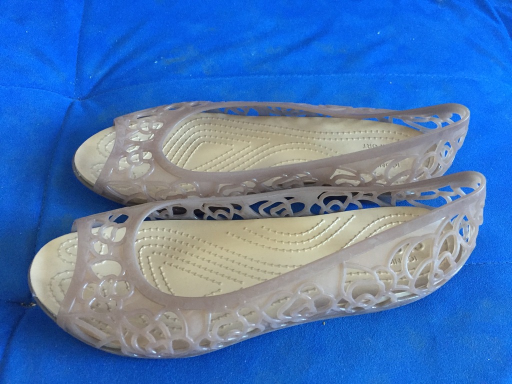 crocs isabella jelly flat bronze