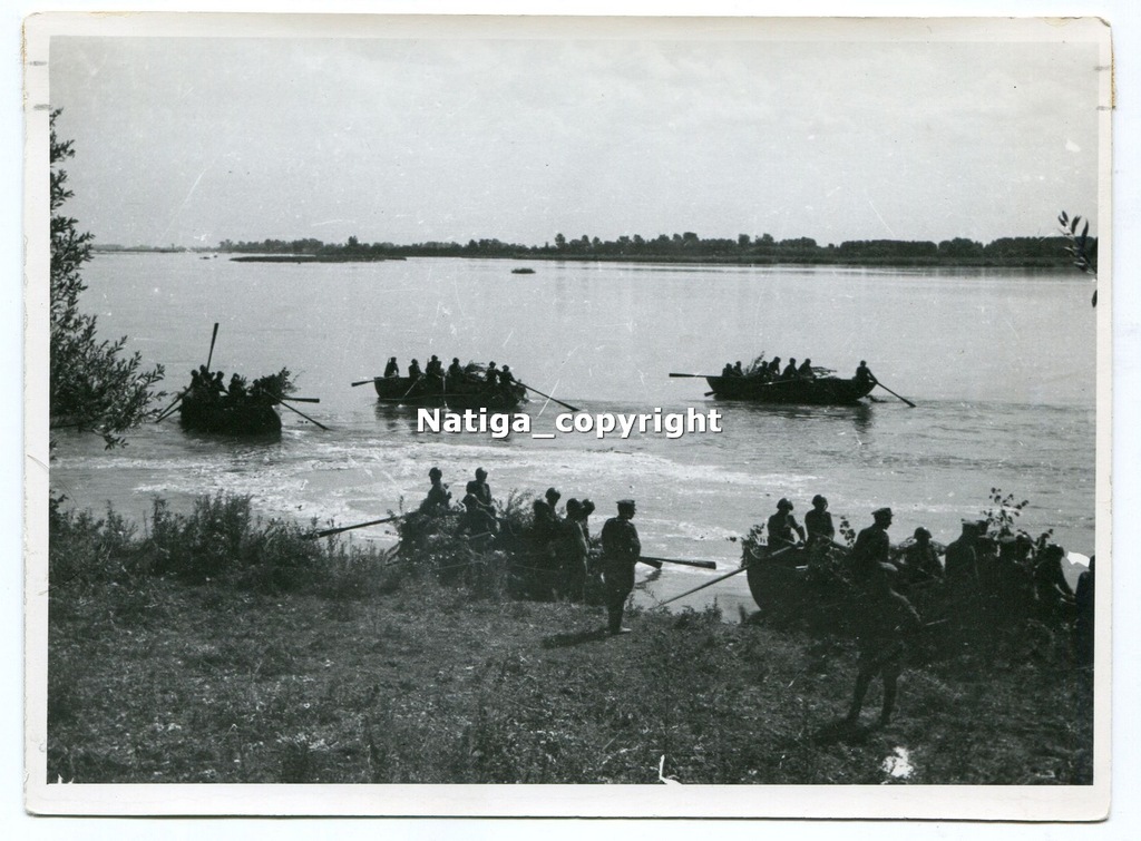 Forsowanie Odry 1945 archiwum CAW prasowe
