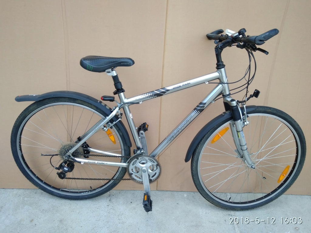 giant hyde park bike