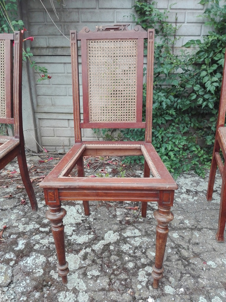 Krzesła zabytkowe 2 sztuki antyk