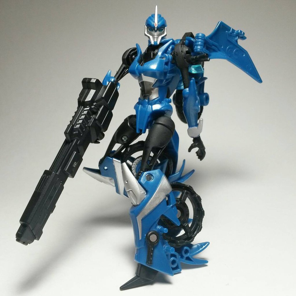 Transformers Prime Arcee