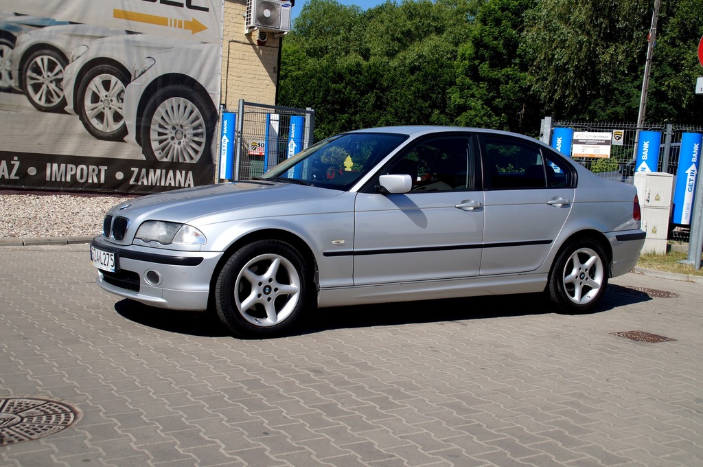 BMW 318i