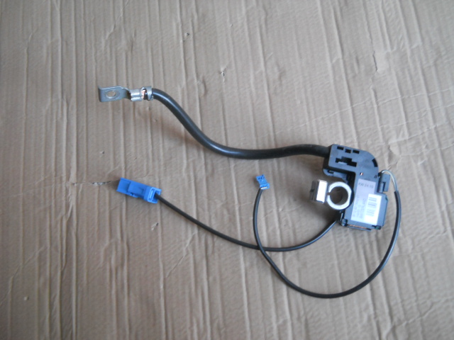 KLEMA MINUSOWA BMW E90 08-11r