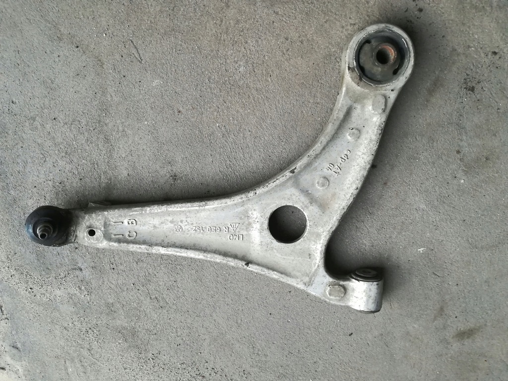 Prawy wahacz sworzeń Volkswagen Lupo 3L 1.2 tdi