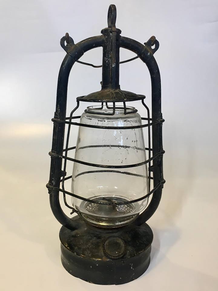Lampa naftowa Bat