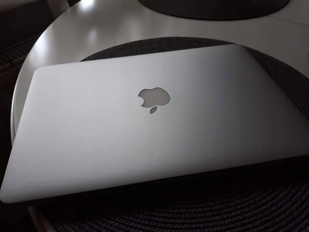 Apple macBook Pro