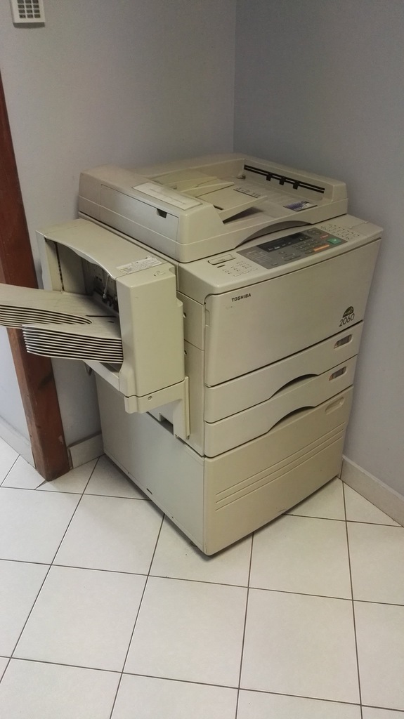 Ksero Toshiba 2060 z segregatorem dokumentów