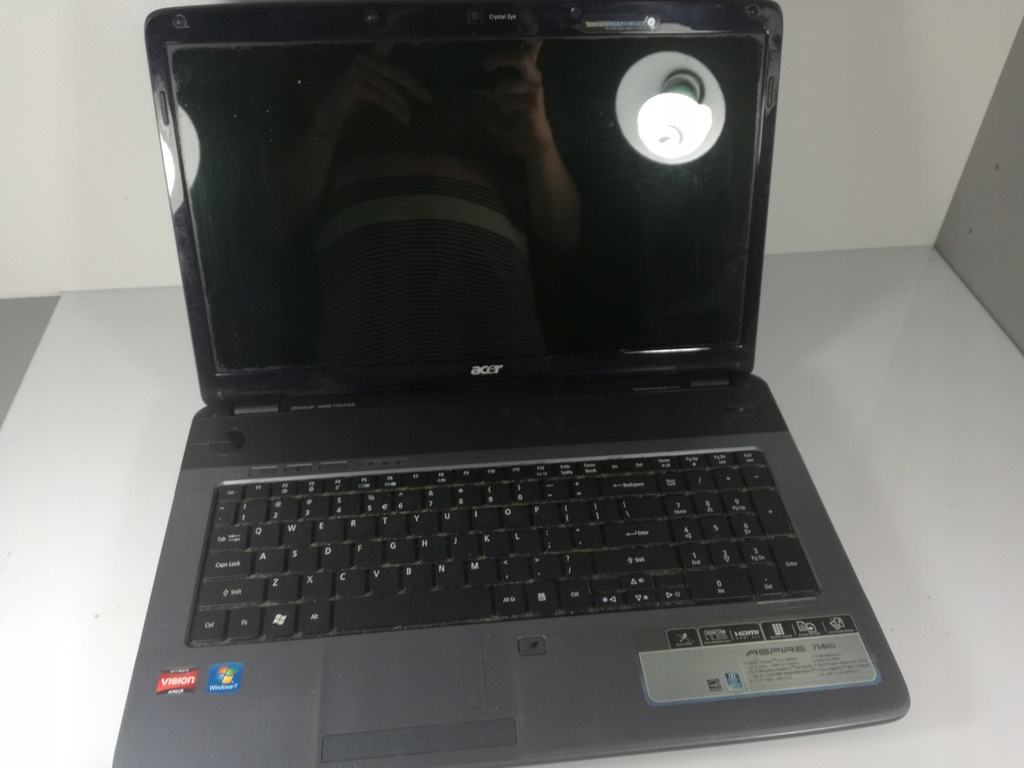 Acer aspire 7540g не включается экран