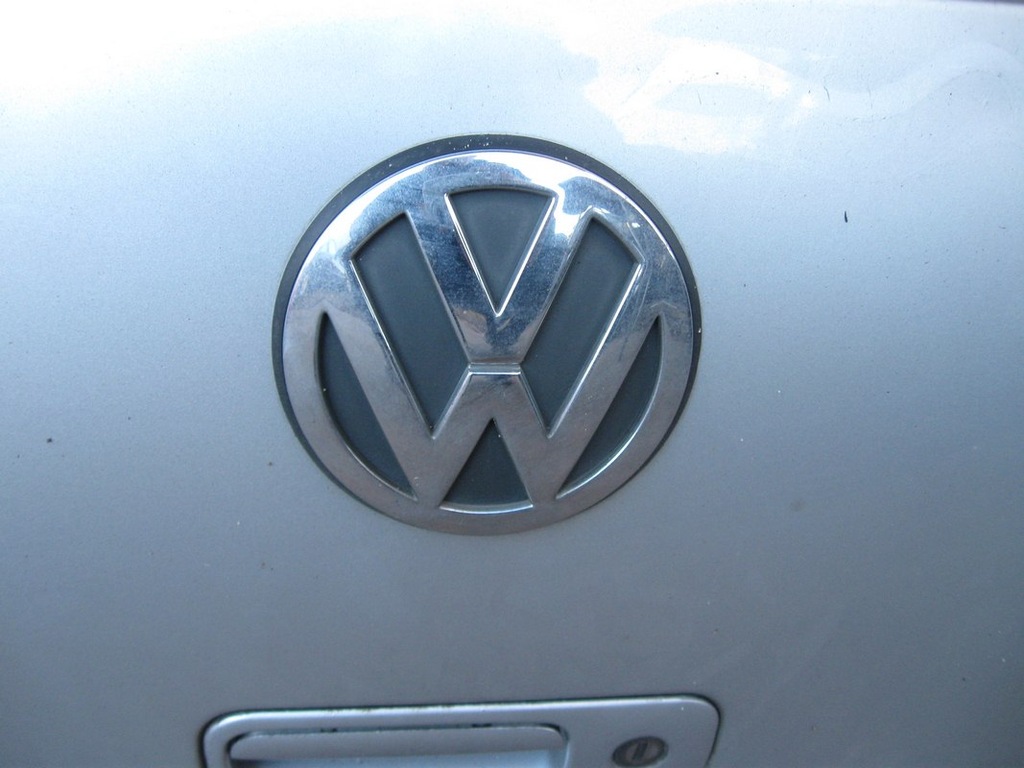 Znaczek emblemat na klapę tył VW Golf IV 96-03  HB