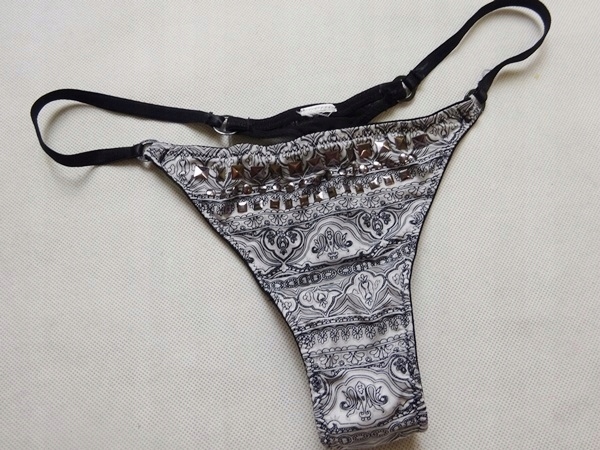 08P27 ŁADNE sexy MAJTKI STRINGI r M 38 wzorki