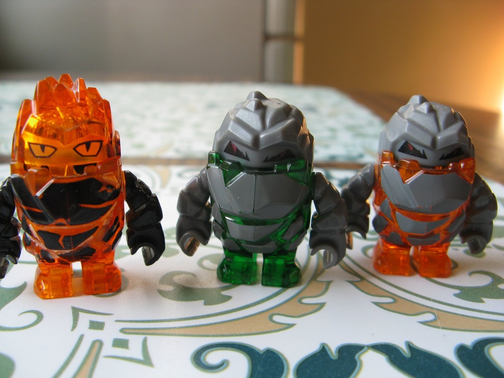 LEGO POWER MINERS SKALNIAK SKALNIAKI 3 SZTUKI