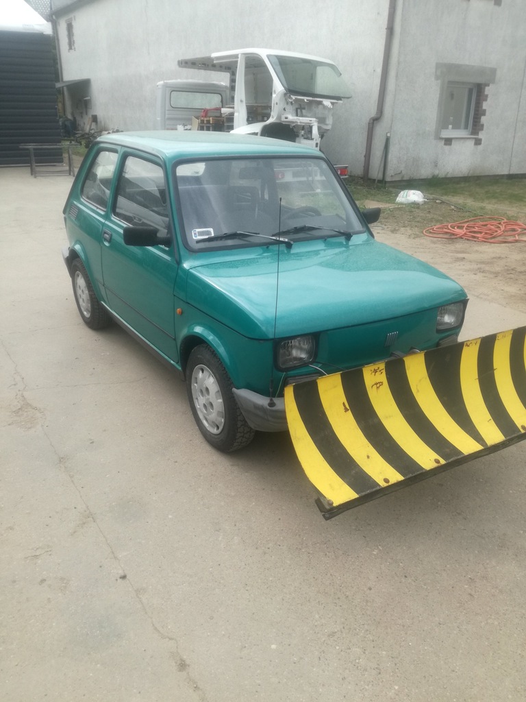 FIAT 126P Z PŁUGIEM DO SNIEGU