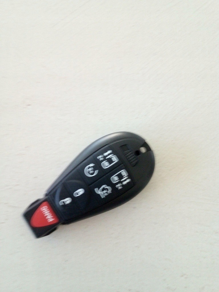 Chrysler town country klucz smart key 2008 nowy